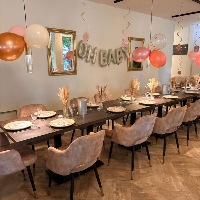 Girlande als Dekoration im Café am Kurpark